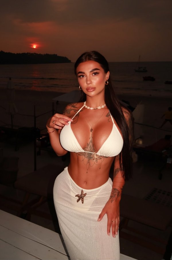 1a5f9021-92cf-4f0e-a83d-8dbec686b9d4.jpg